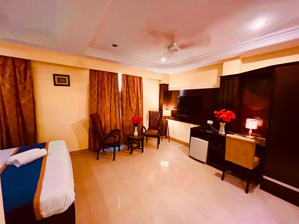 Hotel Reo Twist, Haridwār Esterno foto