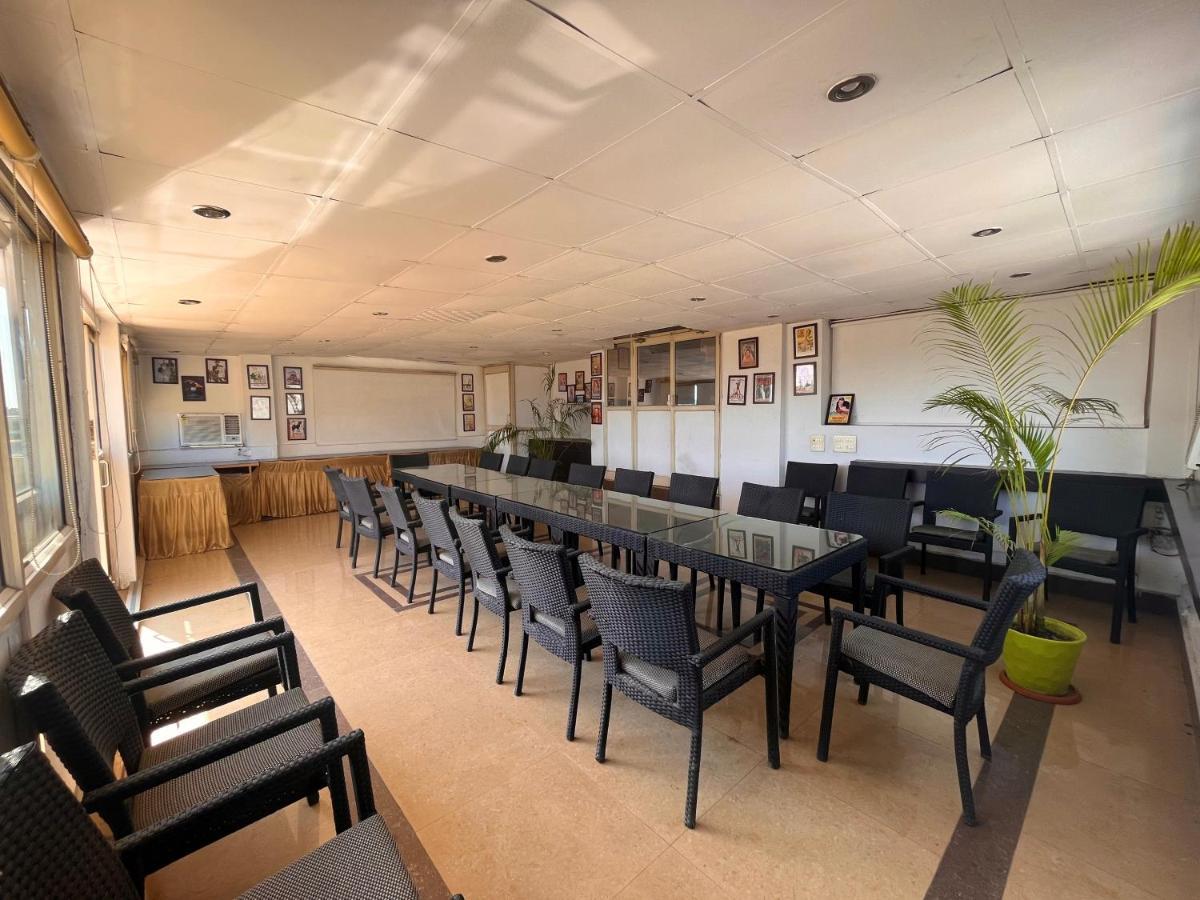 Hotel Reo Twist, Haridwār Esterno foto