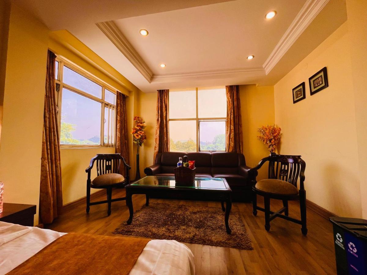 Hotel Reo Twist, Haridwār Esterno foto